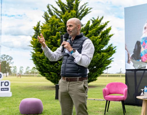 Tres días, tres ciudades, 70 jóvenes: Bayer finaliza +Agro +Futuro formando a una nueva generación para el agro del futuro Tres días, tres ciudades, 70 jóvenes: Bayer finaliza +Agro +Futuro formando a una nueva generación para el agro del futuro