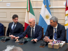 Cálido recibimiento en la BCSF al embajador de Italia Cálido recibimiento en la BCSF al embajador de Italia
