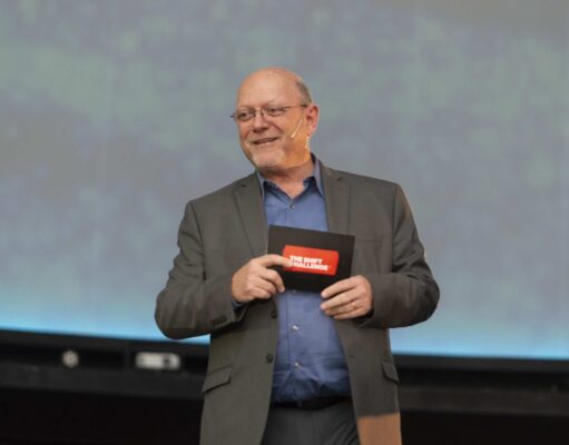 Rafael Rofman: “Hacernos ricos antes de hacernos viejos: el secreto de la productividad” Rafael Rofman: “Hacernos ricos antes de hacernos viejos: el secreto de la productividad”
